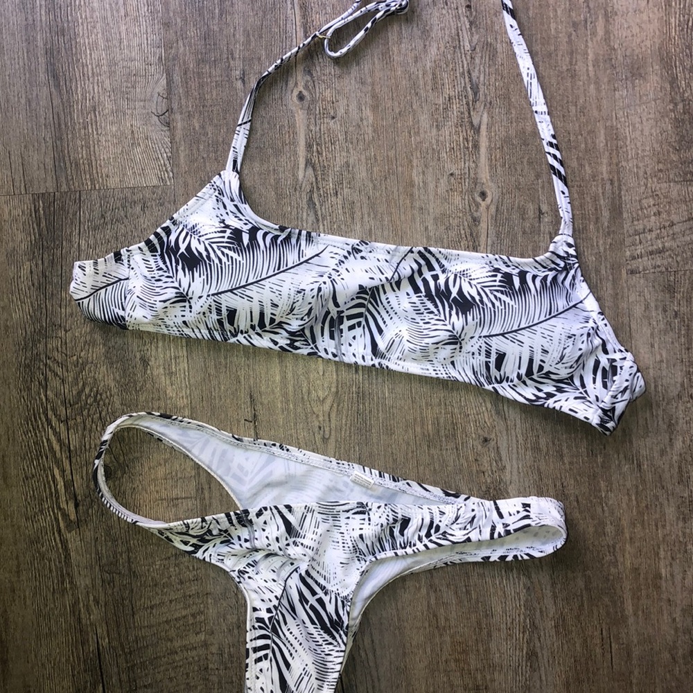 Black and white tropical print bikini